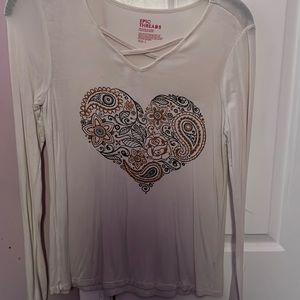 This is a white long sleeve t shirt and it is in a size large.